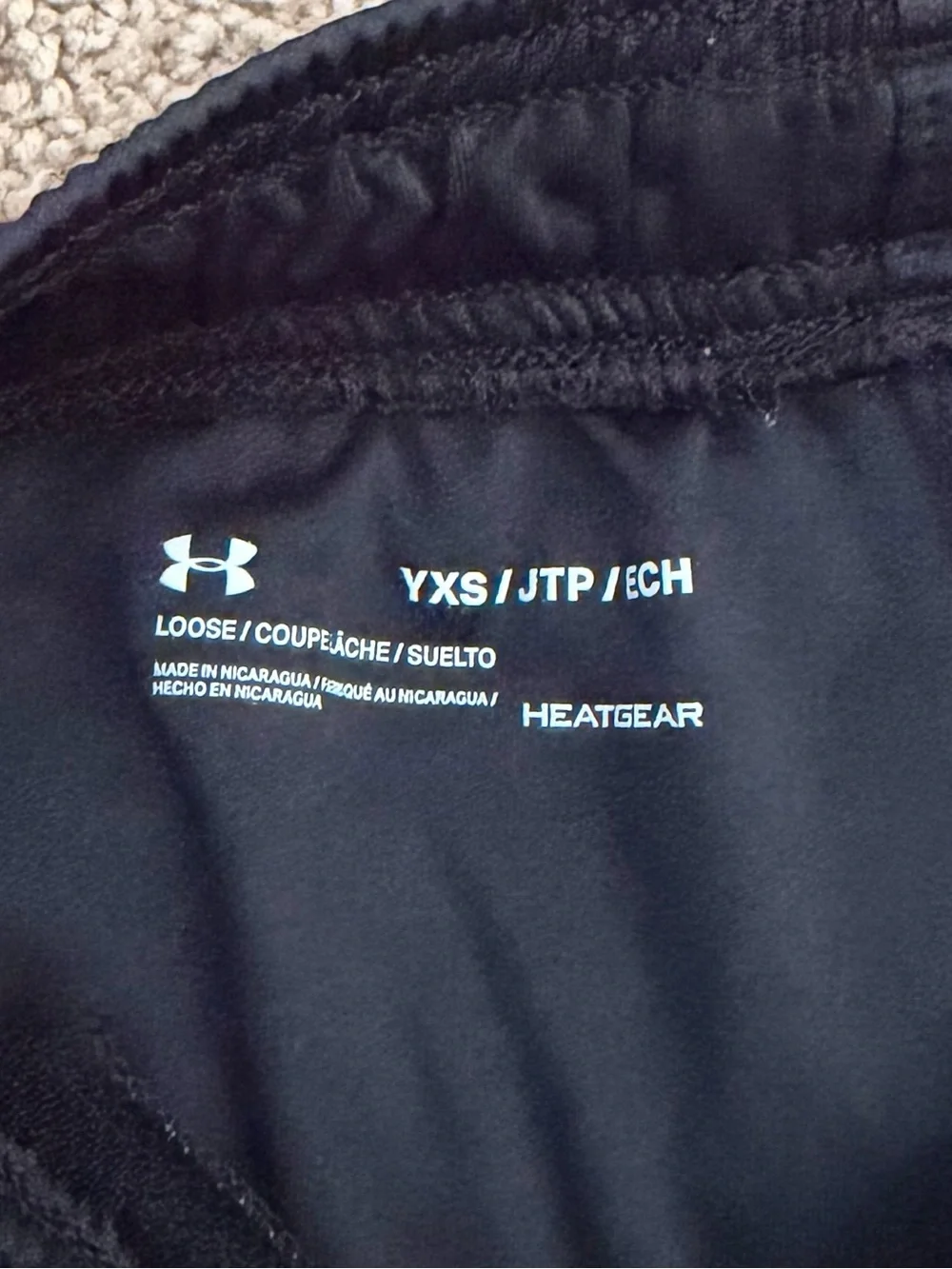 Under Armour Boys HeatGear Loose Fit Athletic Shorts Black Graphic Youth YXS